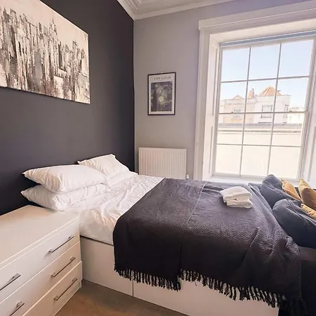 Beautiful On Whiteladies Road Apartment *
